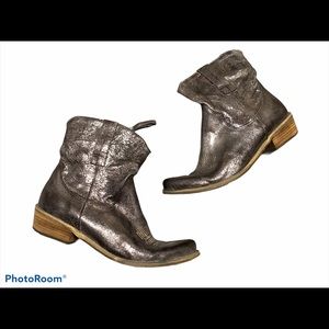 Boutique 9 Jolisa Silver Metallic Cowboy Boots